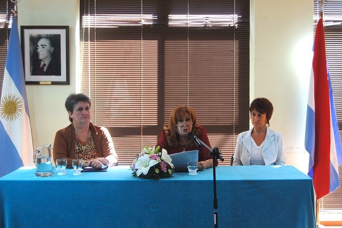 Bertha Baldi Coronel asumió como decana