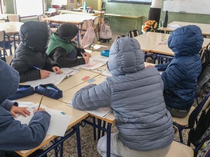 La ola polar expuso el deterioro y los problemas edilicios de las escuelas