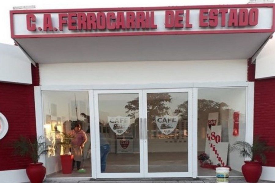 Cena Show de Mujeres a beneficio del Club Ferrocarril del Estado