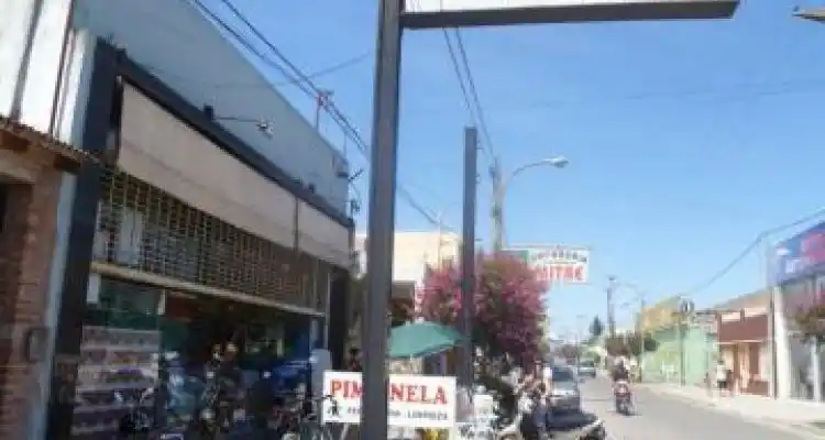 Delincuente armado asaltó “Pimpinela”
