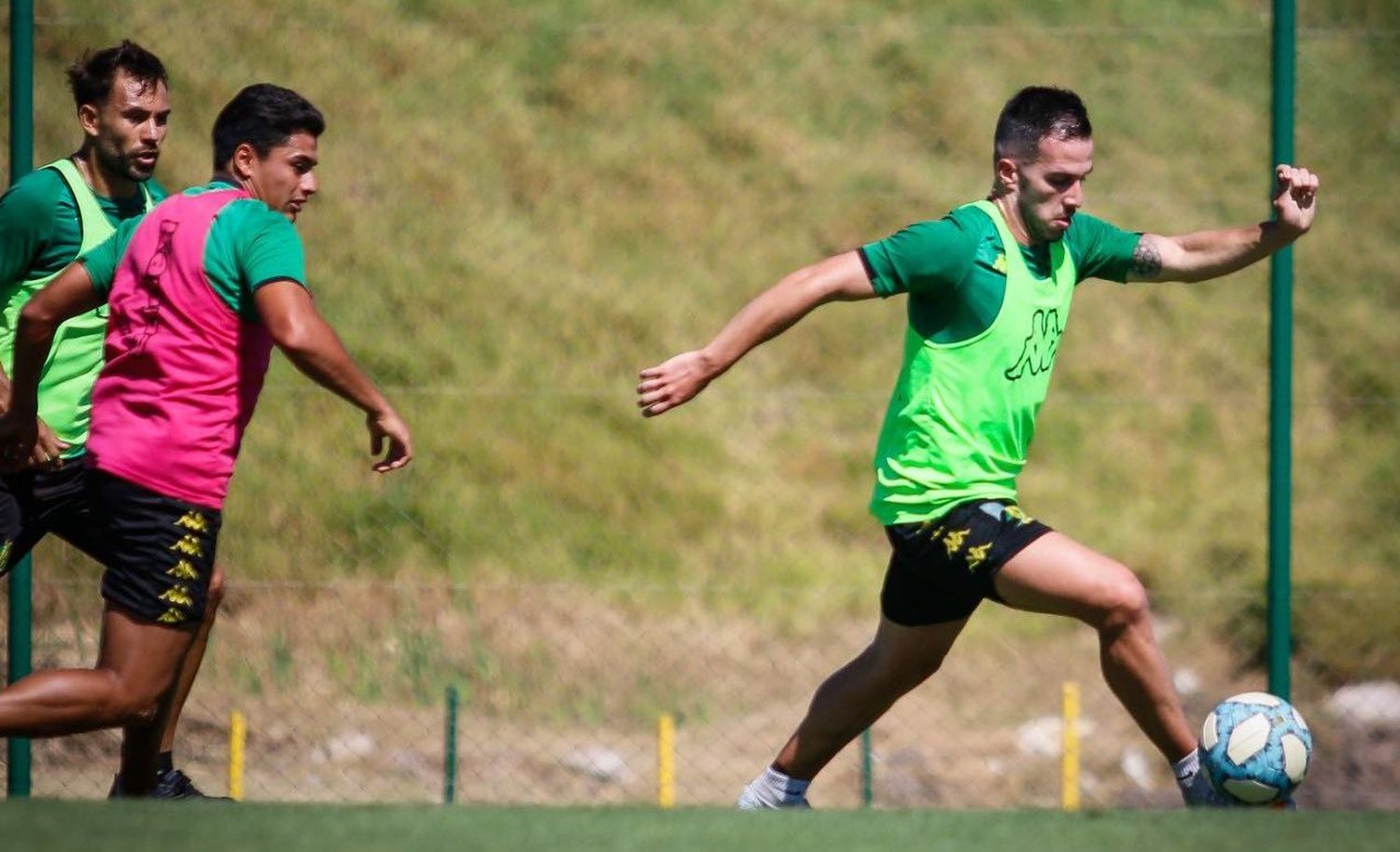 Gago recupera jugadores pero también hay nuevos lesionados
