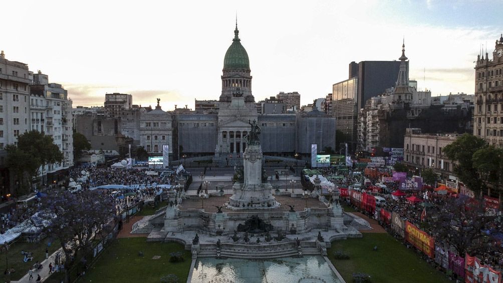 El Senado debate el martes el proyecto de legalización del aborto