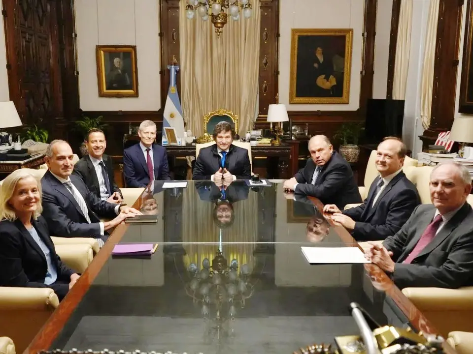 Milei recibió a autoridades de dos mineras con inversiones confirmadas mediante el RIGI