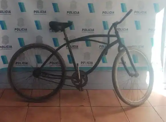 Recuperaron en el barrio Coronel Dorrego una bicicleta robada hace una semana