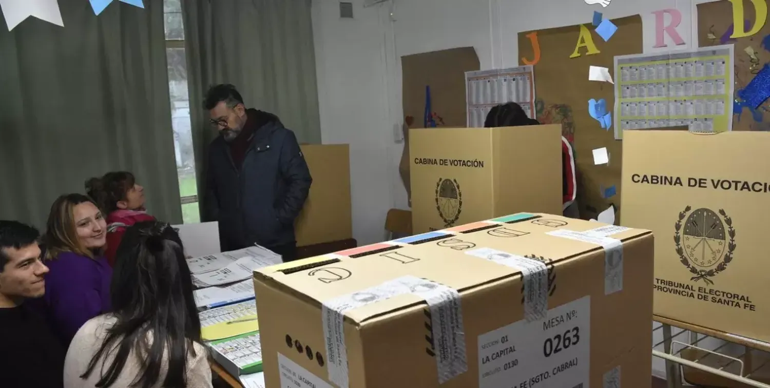 Primeros datos del escrutinio definitivo confirman el bajo caudal de electores