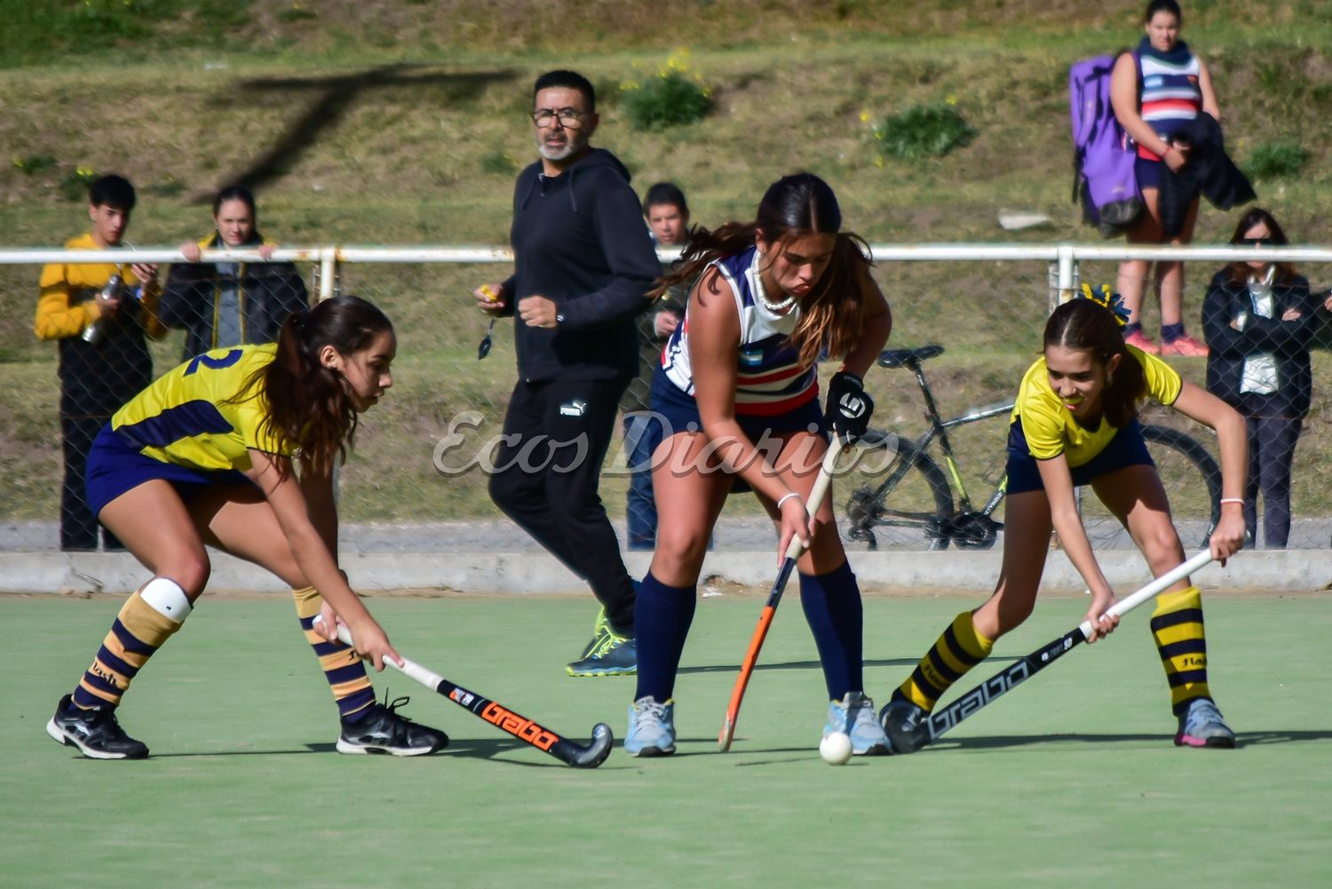 Jornada de acción. Náutico recibió a Cazadores