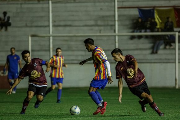 Momento de semis en las copas Aiello y García