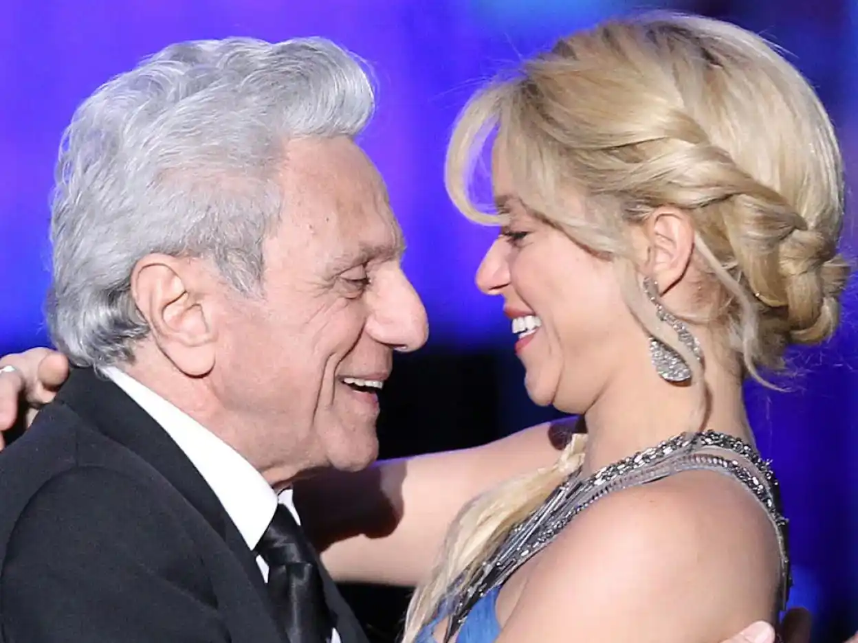 Shakira junto a su padre.
