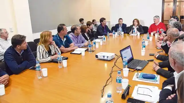 Fein: “Sin subsidios, el boleto de colectivos se iría a 30 pesos”