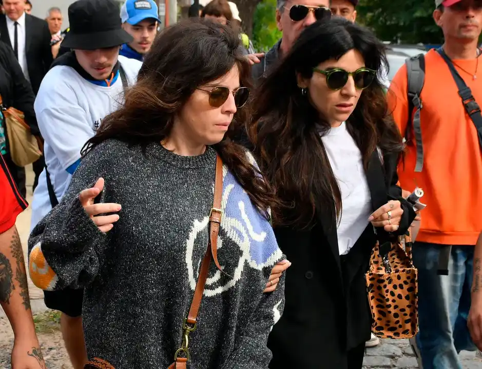 Gianinna Maraona (derecha) declara este martes. Foto: Agencia NA