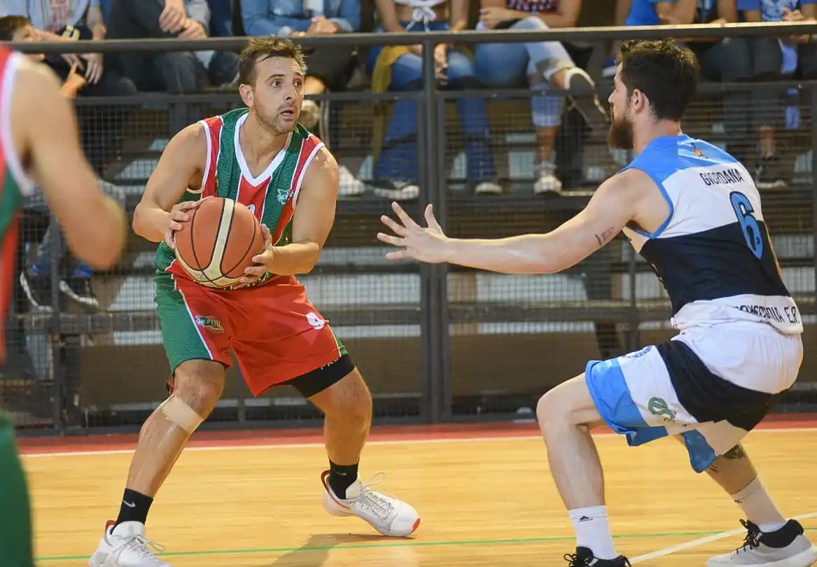 Neptunia se hizo fuerte en casa y sumó un buen triunfo ante Ferro