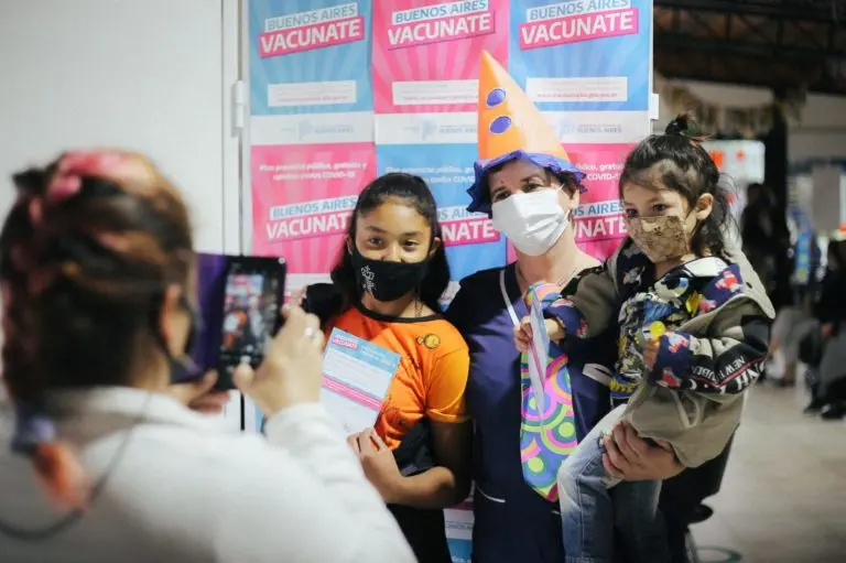 Más de medio millón de menores de 12 años ya fueron vacunados en la Provincia