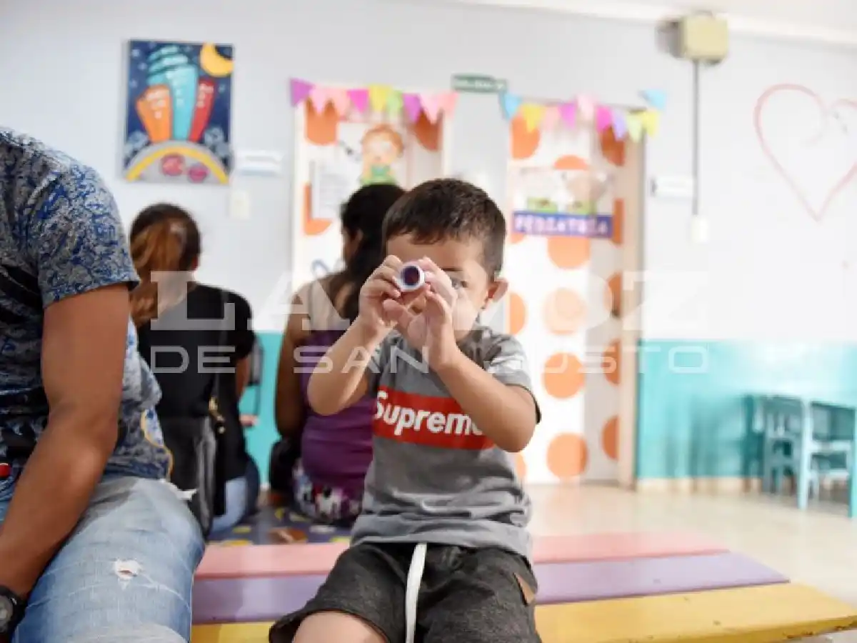 Fichas médicas: Paso a Paso propone que sean los médicos los que vayan a los barrios