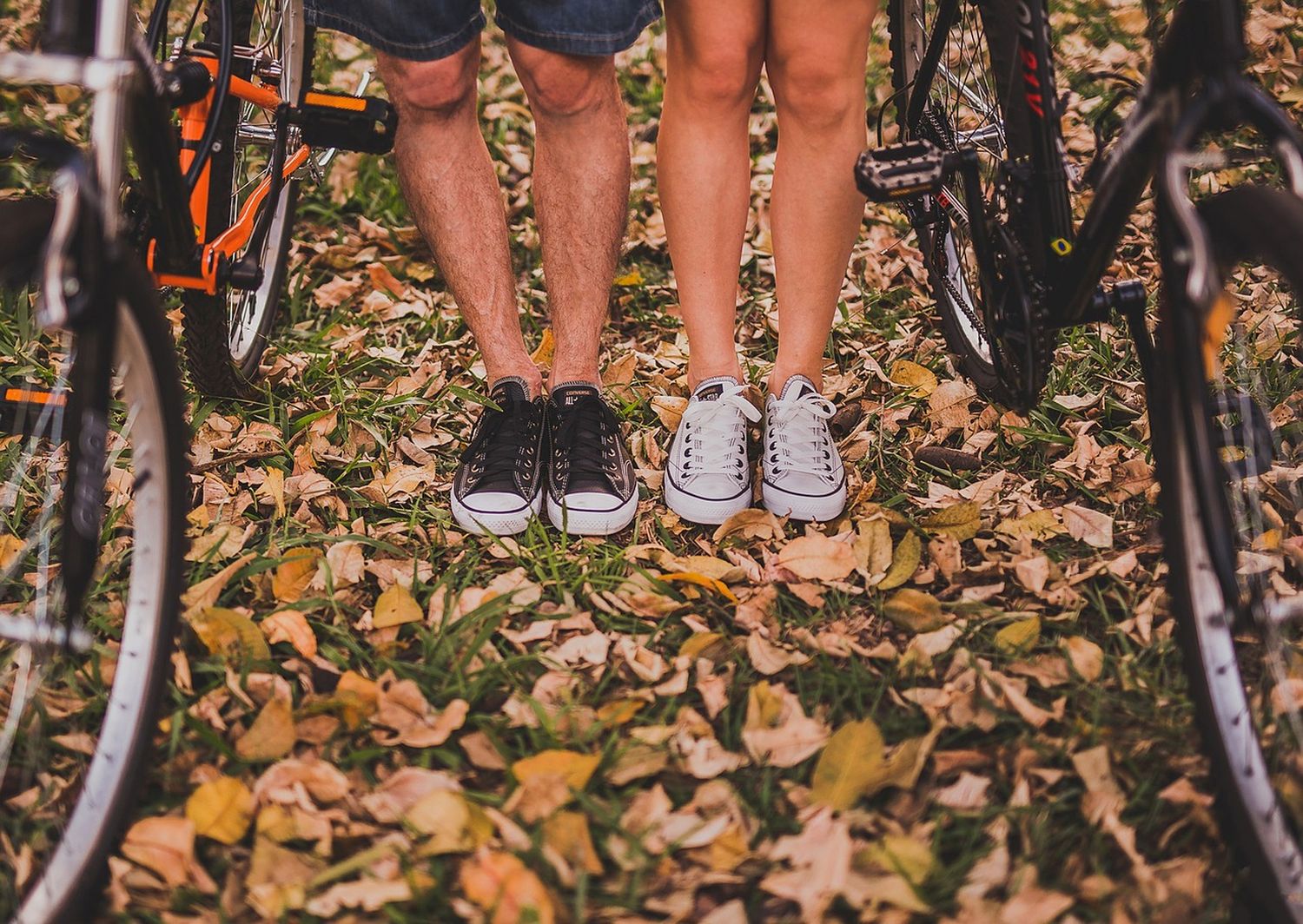 Andando en bici por abajo del caño