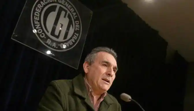 Schmid ratificó la postura de la CGT contra la reforma laboral que impulsa Macri