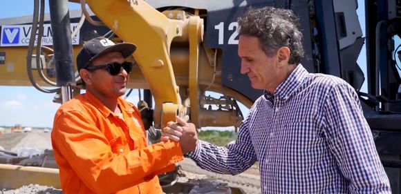 Katopodis criticó a Milei por el abandono de las rutas nacionales: "Cobra impuestos al combustible y siguen destruidas"
