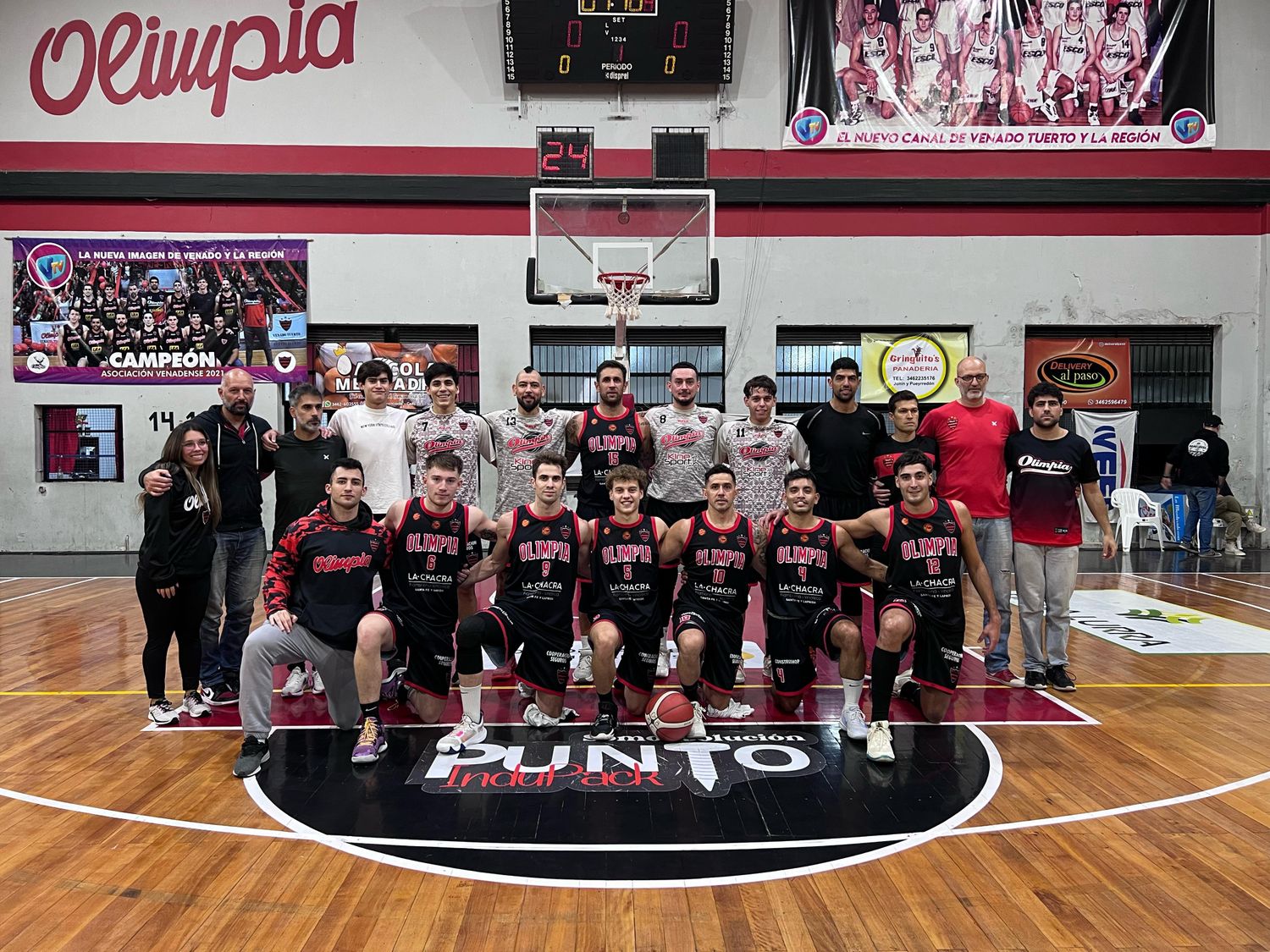 Olimpia se quedó con el clásico ante Centenario y se aleja en la tabla