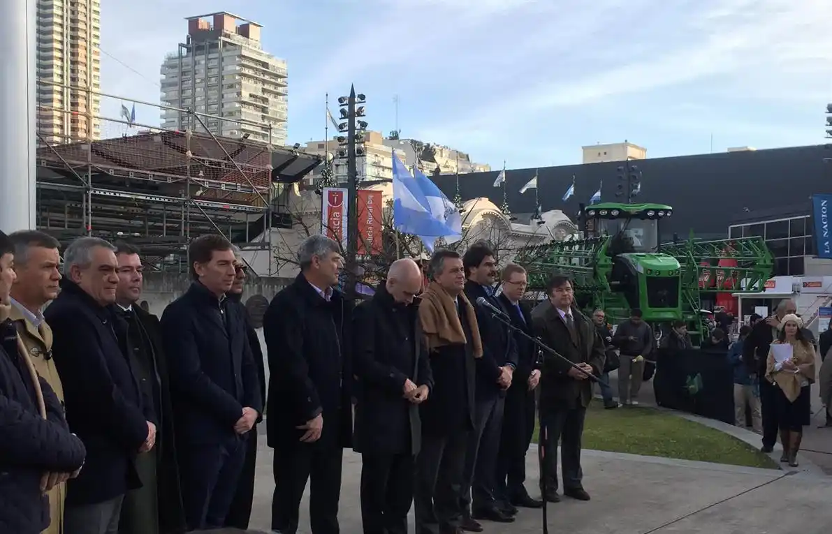 Etchevehere: “El campo no quiere volver al pasado”