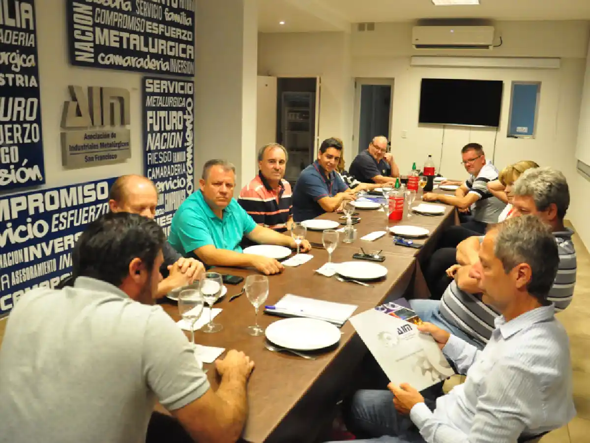 La mesa de industriales metalúrgicos analizó la actualidad del sector con el intendente