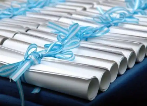 Preparativos para los actos de egreso