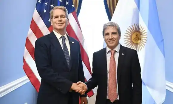 Llega el auxilio de Trump: El Tesoro de EEUU compró pesos y confirmó un swap por USD 20.000 millones