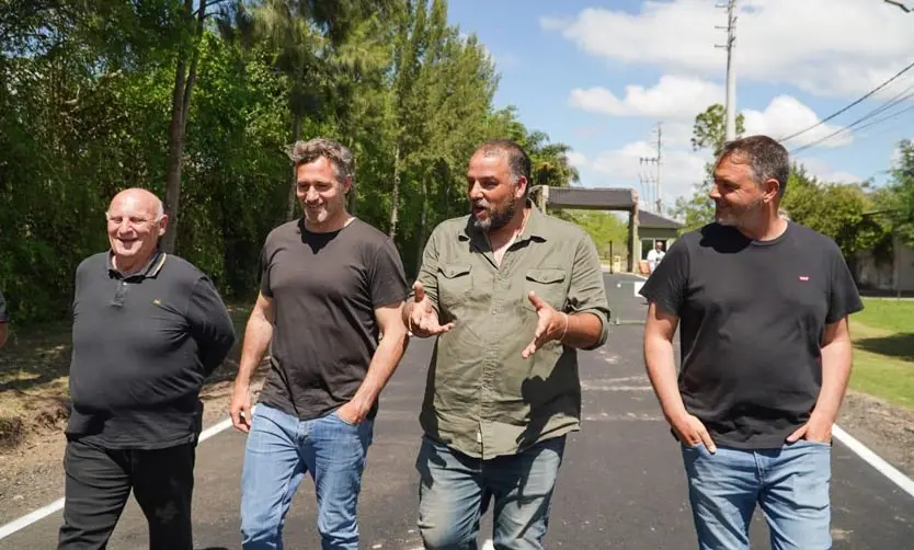 Achával recorrió asfaltos y se reunió con trabajadores de la salud