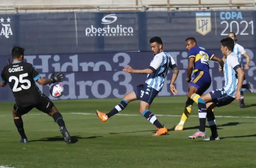 El marplatense Gómez atajó un penal y Racing pasó a la final