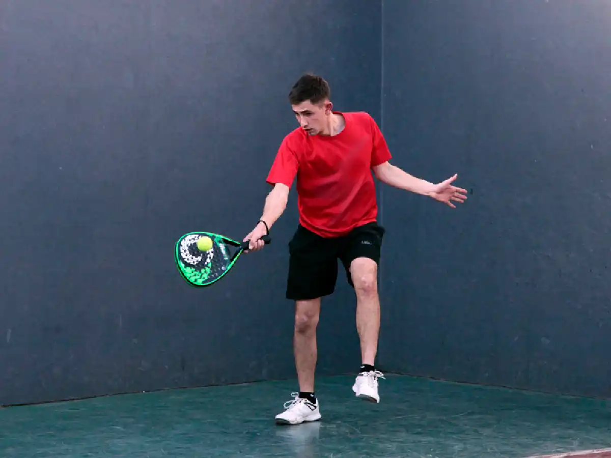 Se juegan dos torneos