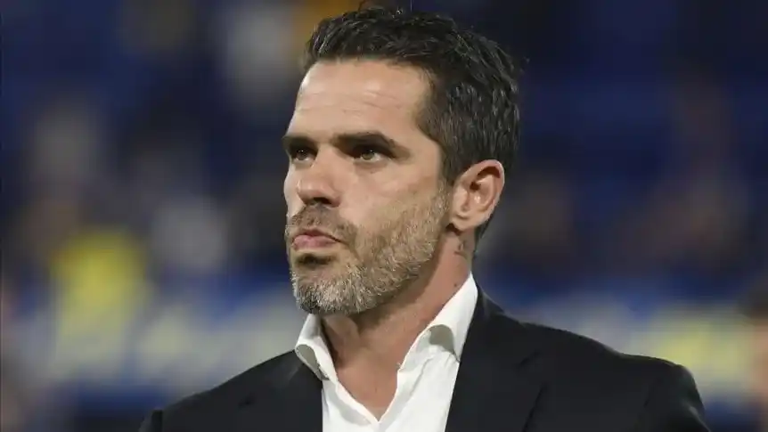 Fernando Gago deberá gestionar el tema del cupo de extranjeros en cada partido.