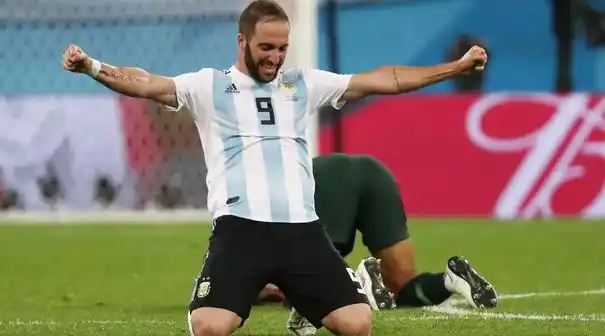 Se retira el Pipita Higuaín: el top 5 de sus mejores goles en Argentina