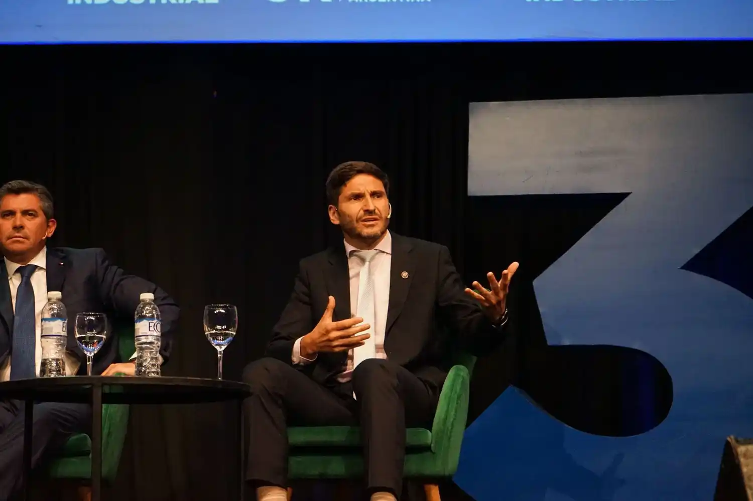 El Gobernador detalló que la matriz productiva de Santa Fe es la agroindustria.