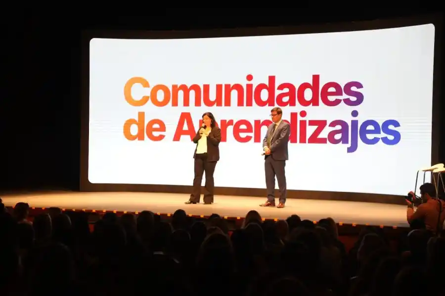 El ministerio de Educación presentó "Comunidades de Aprendizaje"