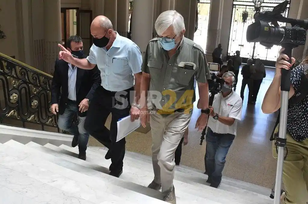 Se retomaron las paritarias: tras la primera reunión, estatales y docentes aguardan una oferta