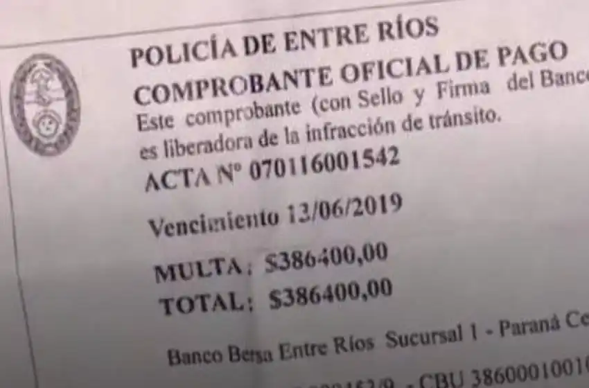 Cruzó el puente Rosario Victoria con las luces apagadas y le llegaron 380 mil pesos de multa