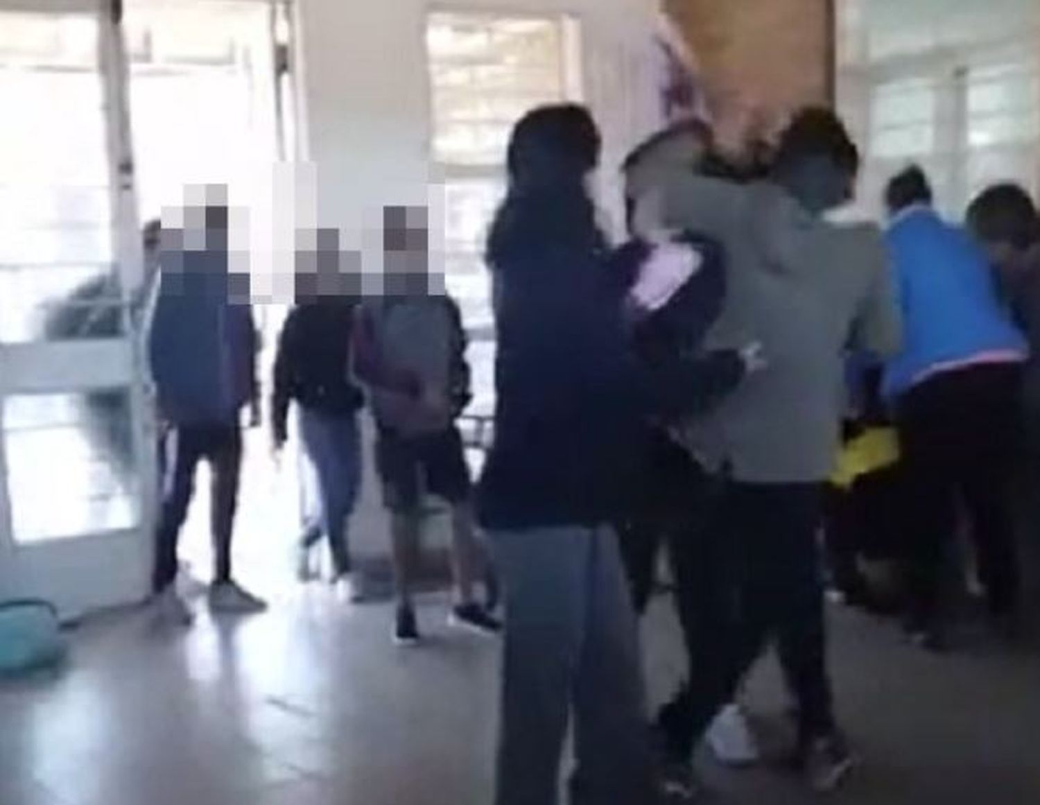 Un grupo de madres se tomaron a golpes dentro de una escuela entrerriana