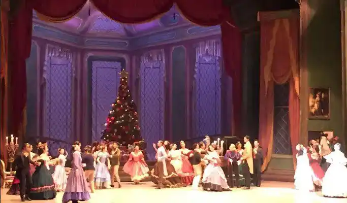 El Cascanueces llega para inundar con su magia