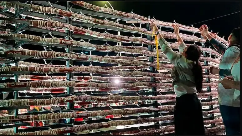 Tandil recuperó el récord del salame más largo del mundo