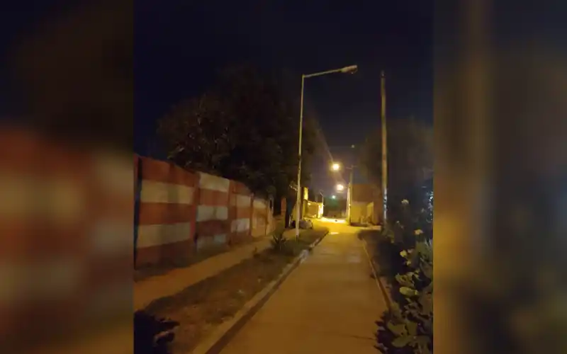 Reclaman por foco quemado en Aulí bis y Bottaro