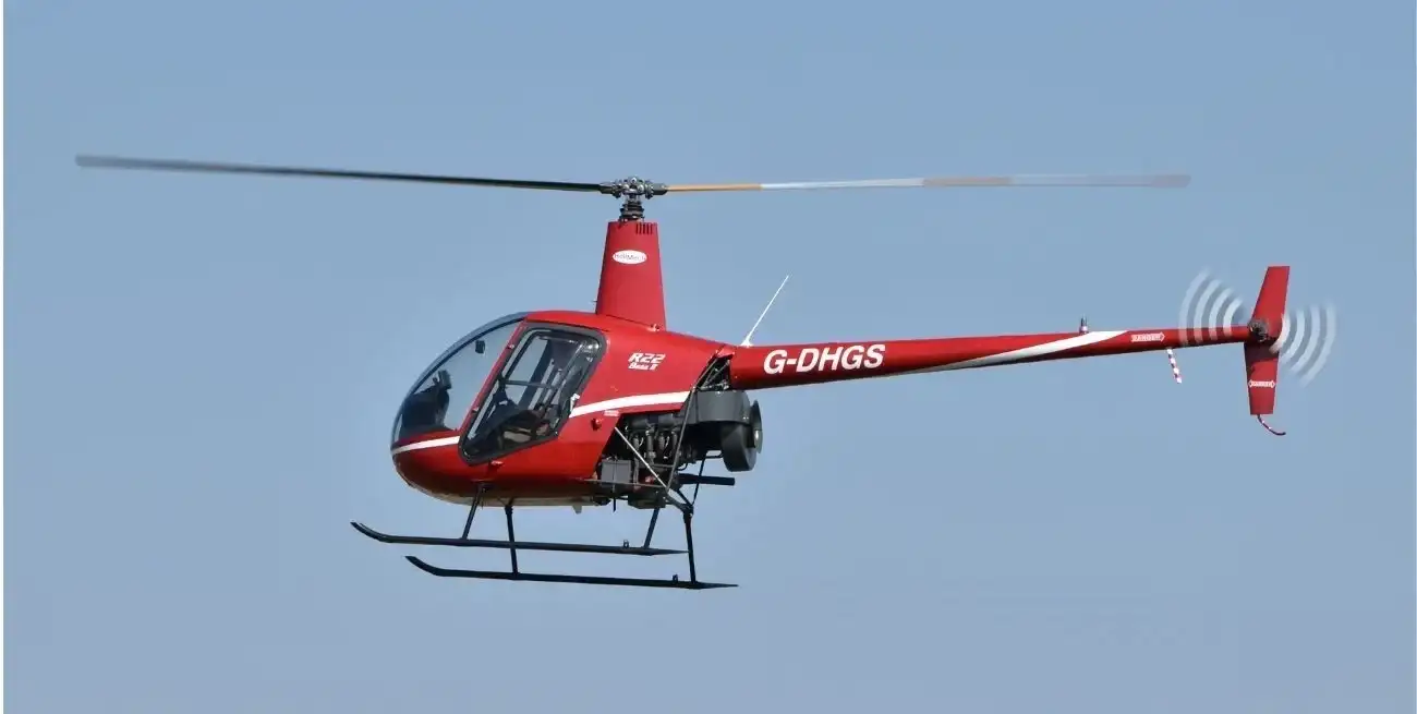 Las autoridades confirmaron que en la aeronave viajaban cuatro personas.