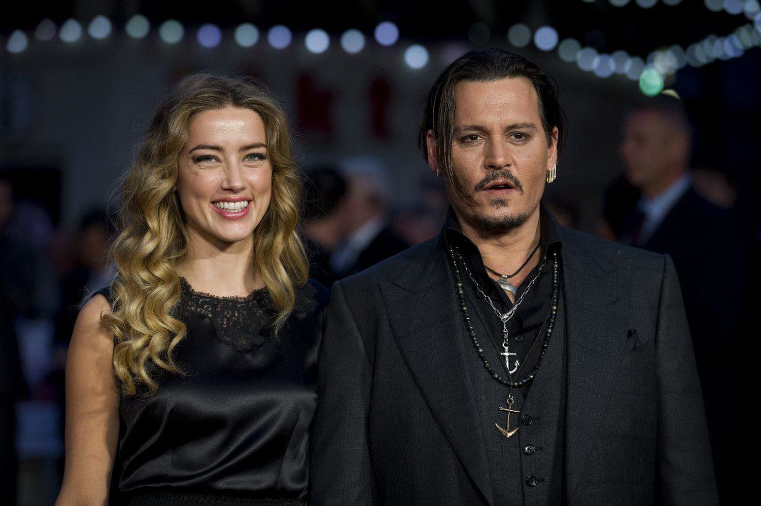 Depp exultante y Heard «desconsolada» tras veredicto