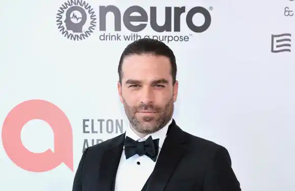 ¿Y Natalia? Aseguran que Alejandro Nones tiene un jujú con Geraldine Bazán (Video)