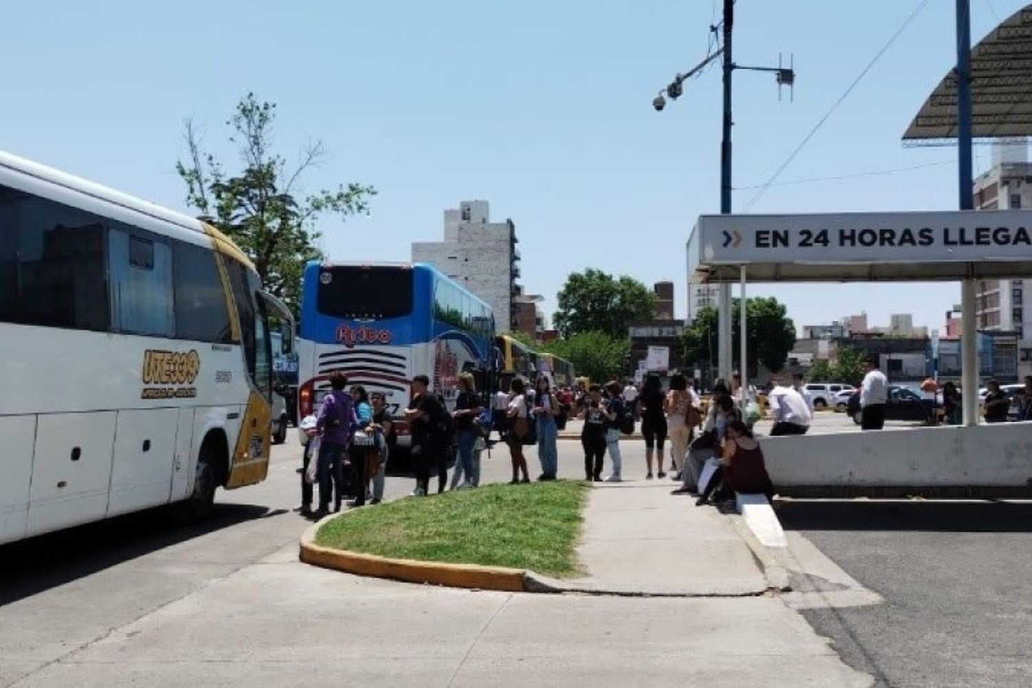 Detuvieron a dos hombres por la amenza de bomba en la terminal de Rosario