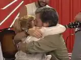 Diego y Ángela Torres emocionaron al revelar en vivo la triste historia de uno de sus hits: “¿Se puede decir eso?”
