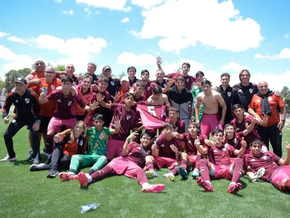 river sub 16
