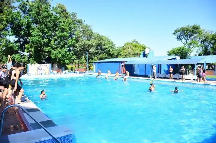 Agentes de Policía iniciaron capacitación de natación