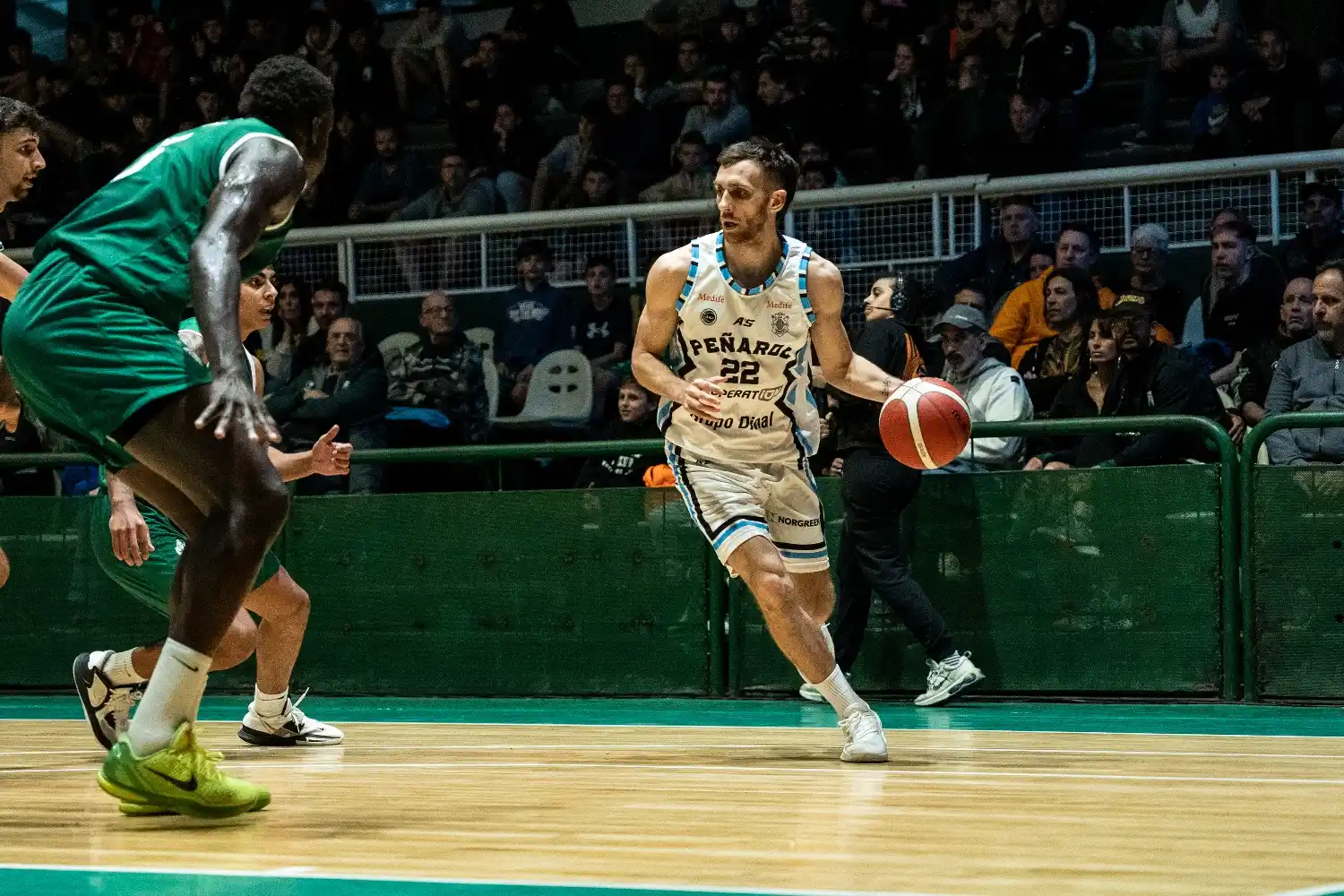 Ferro vs. Peñarol - Liga Nacional 2024 - 4