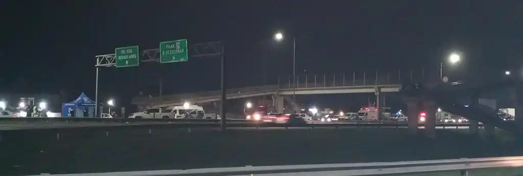 Hubo importantes demoras en el lugar debido al fatal accidente.