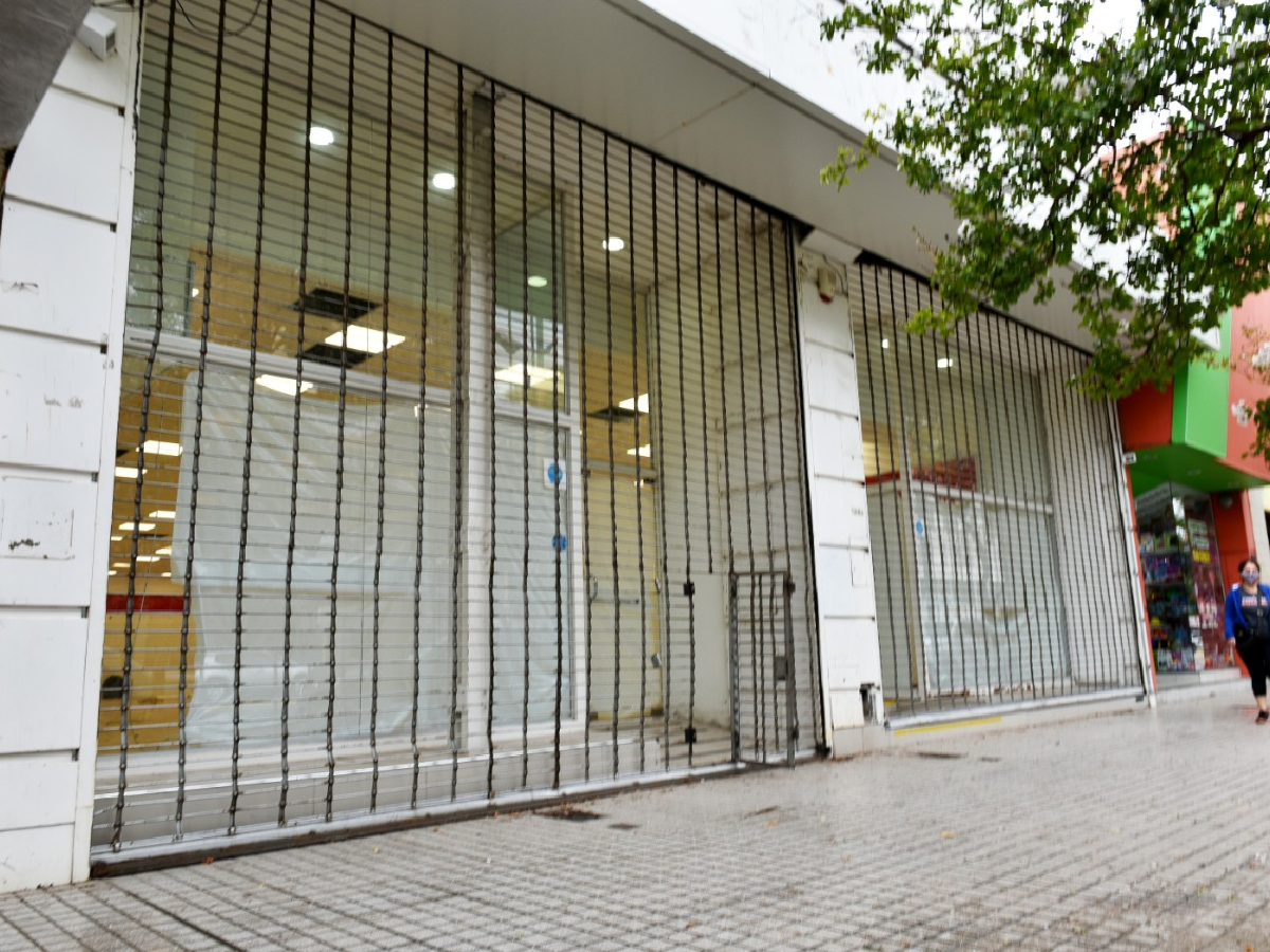 Duro golpe para el comercio del centro: cerró Garbarino