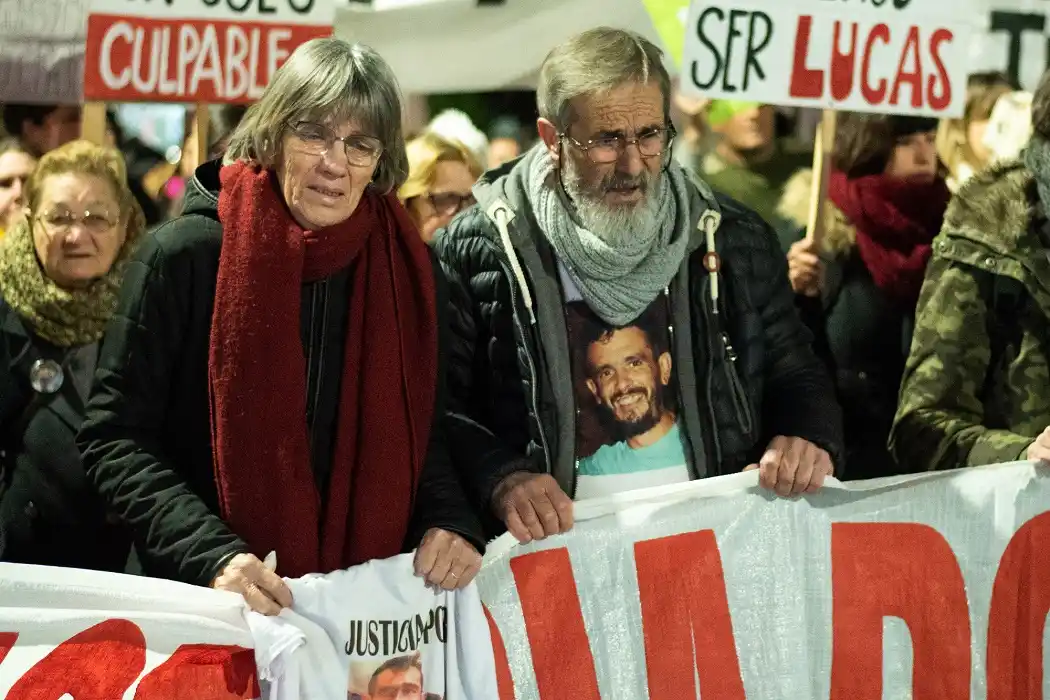 Segunda marcha y reclamo: Familiares de Lucas apuntaron contra el accionar judicial