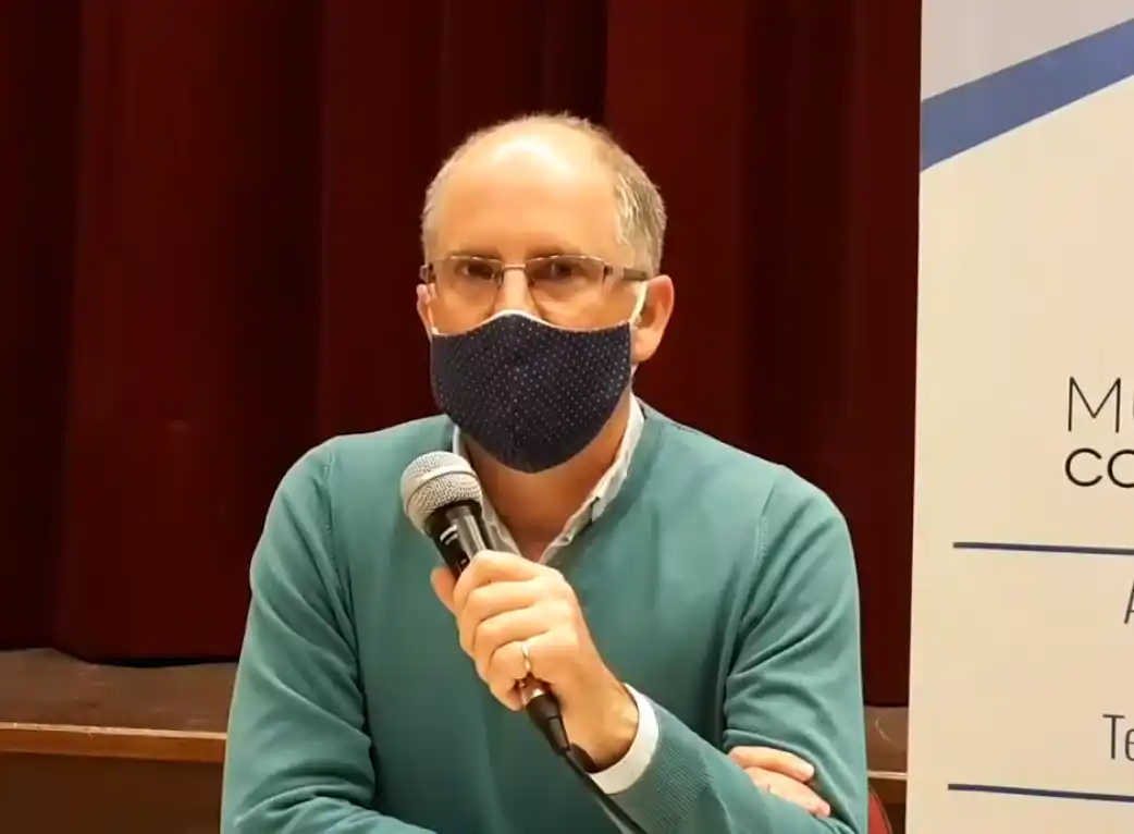 COVID-19 en Coronel Pringles: "Nos queda una sola cama disponible", alertó el Intendente Matzkin